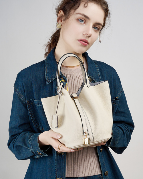 Nura Hakiki Deri Çanta – Şık & Kompakt Bucket Bag